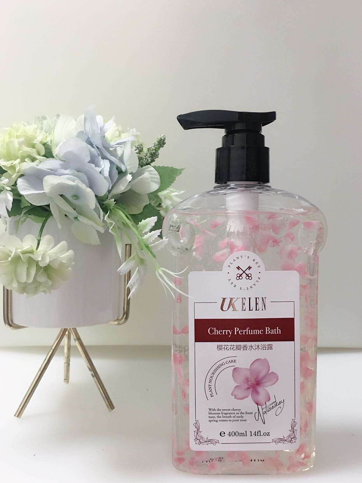 Xianyi Mei Cherry Blossom Petal Perfume Body Wash