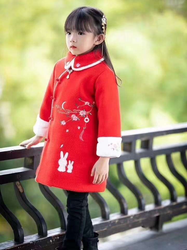 秋冬季红色女童棉服