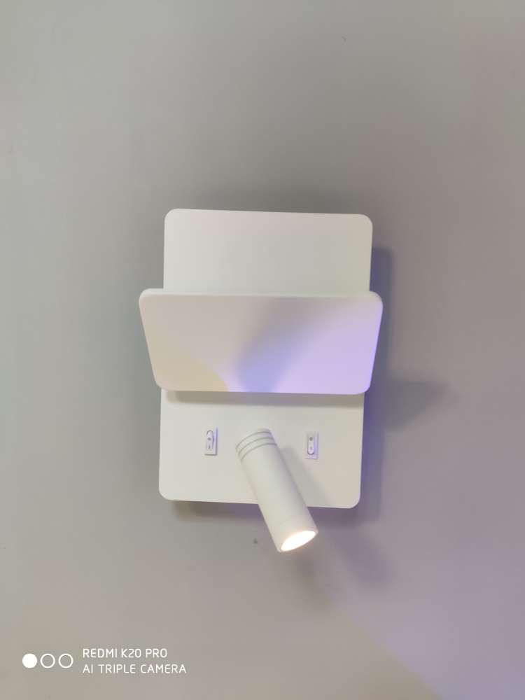 USB双光源墙壁壁灯