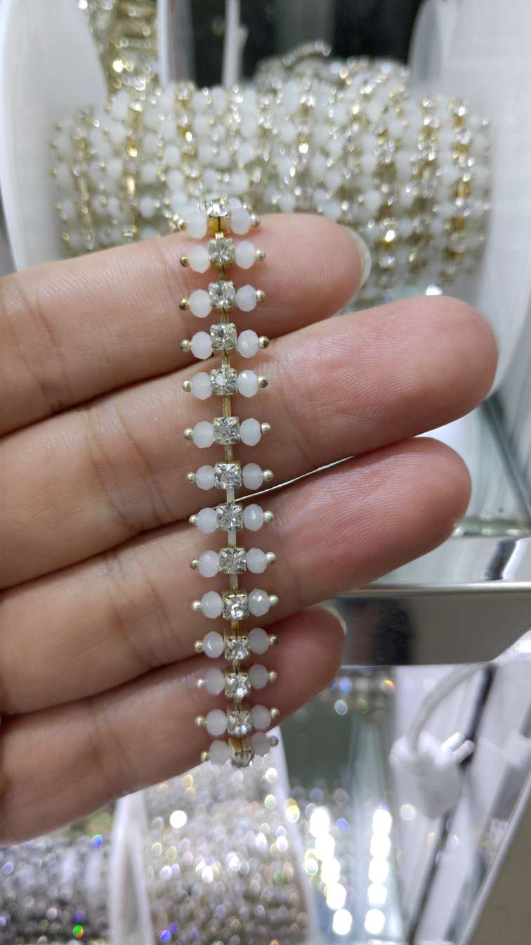 Double bead clip single row drill thumbnail