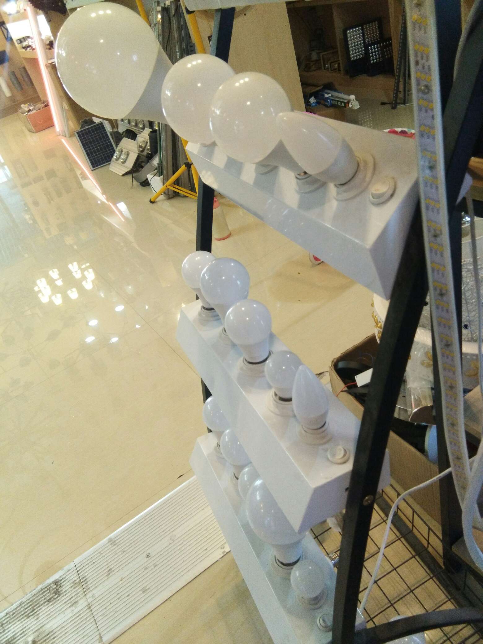 球泡/足瓦/球泡产品图