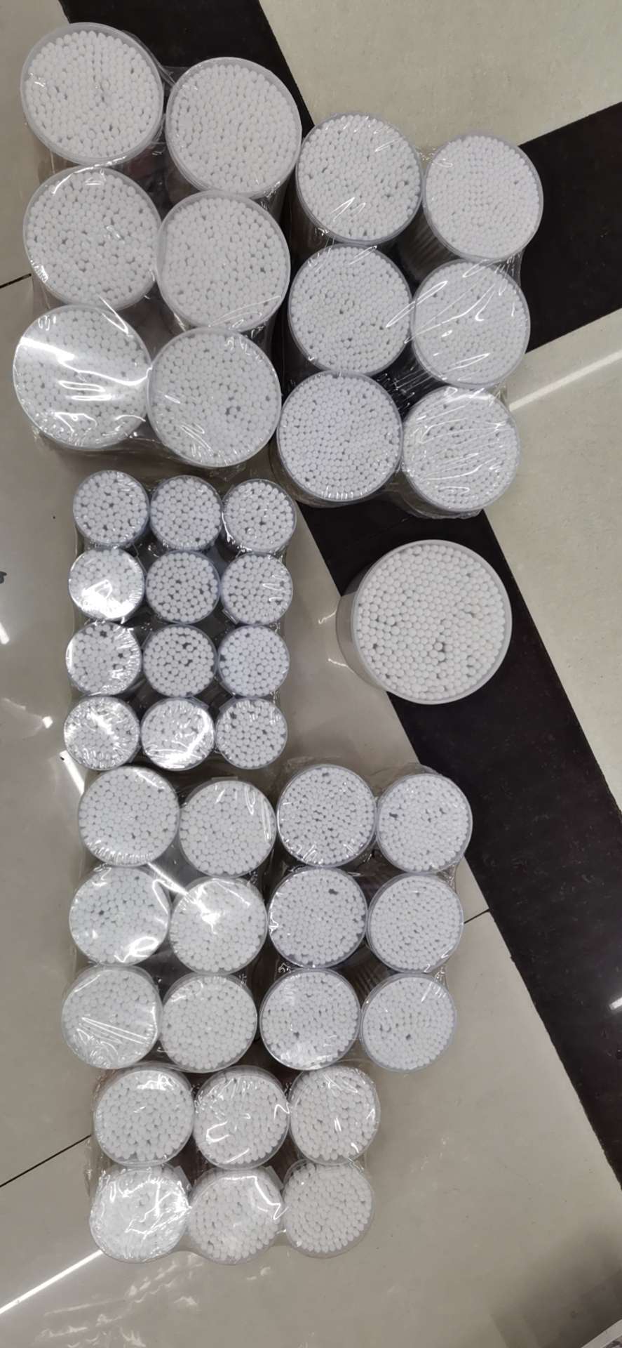 Cotton swab 23