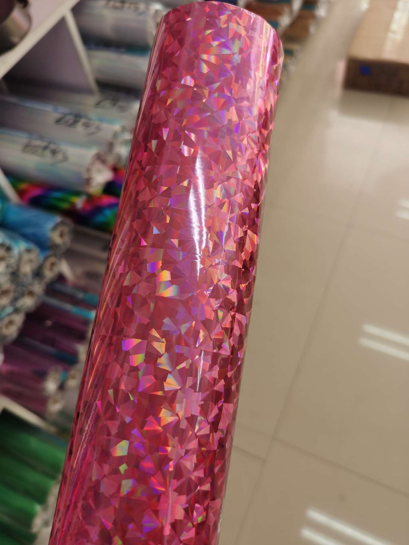 上海天梅烫金纸 过塑197玻璃粉红 64cm*120米详情图7