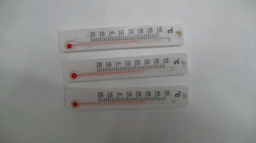 厂家直销；批发供应塑料片温度计，学生教具小温度计，文具套装温度计详情图2