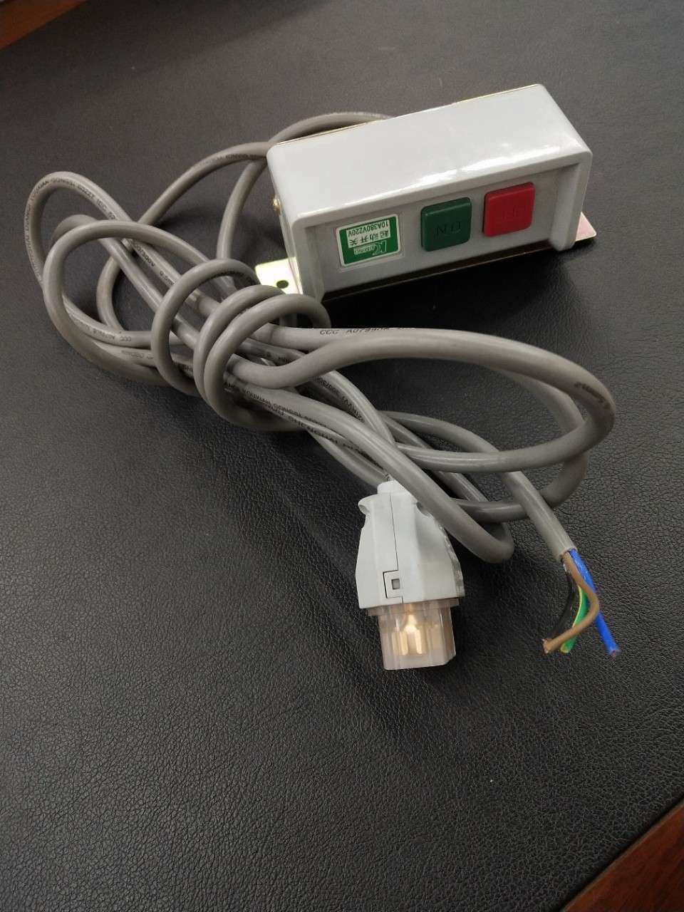 电源线 三向开关 缝纫机配件