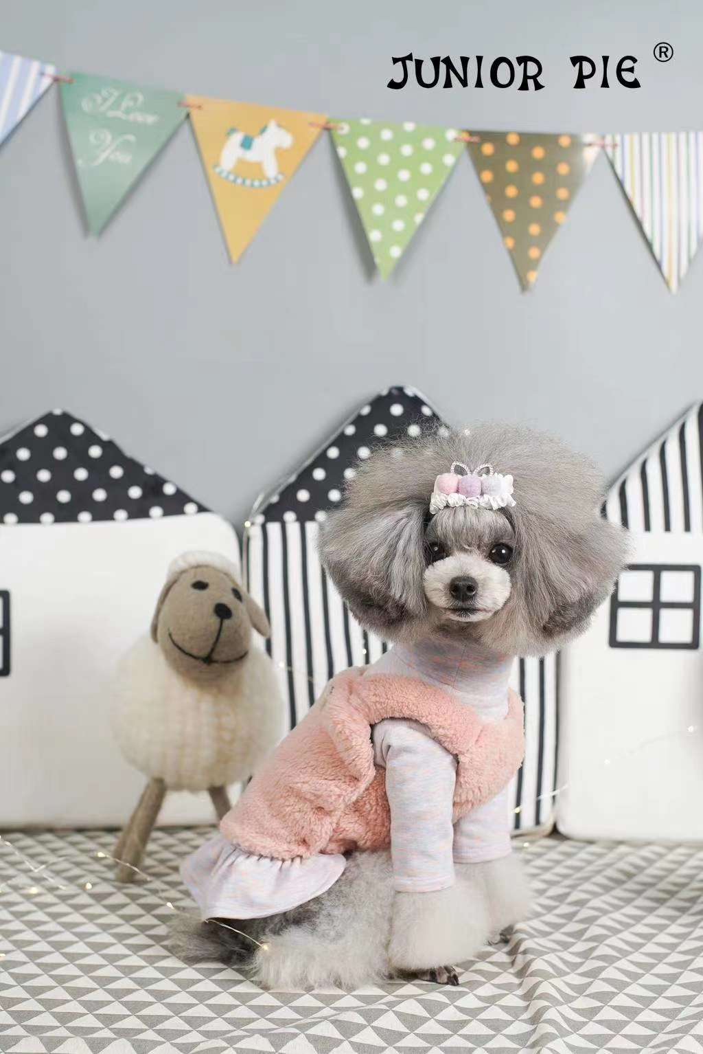 Mohair wool coat is made of high-quality mohair fabric, soft and soft Item Picture