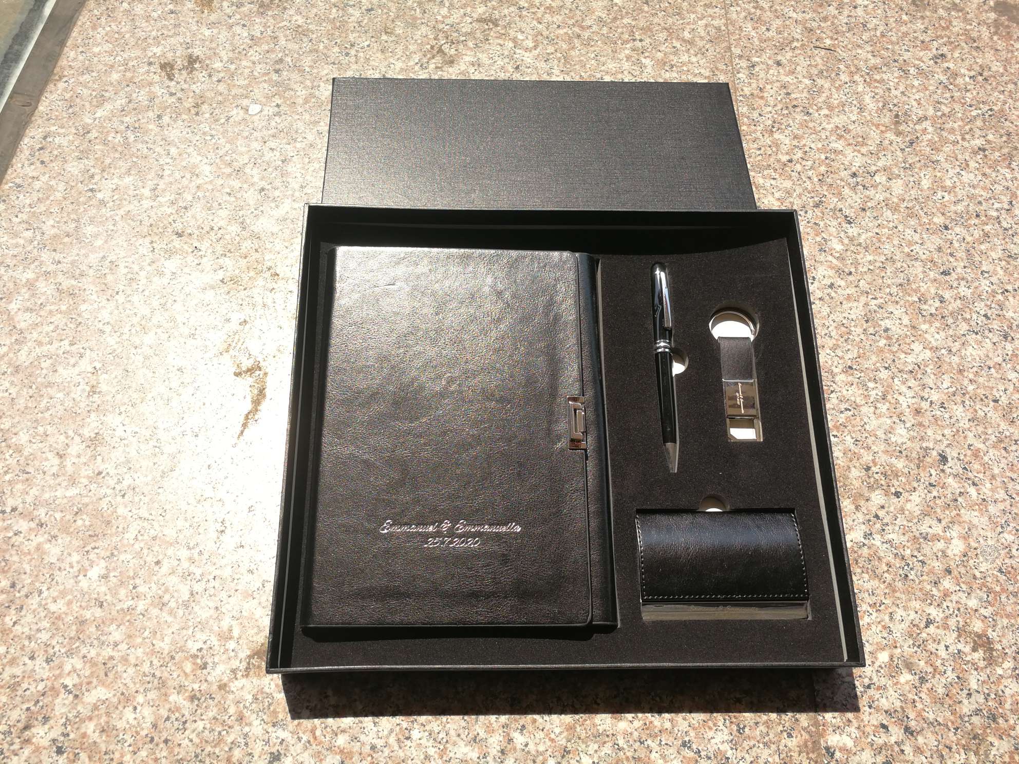 Caja de tarjetas juego llavero regalo metal bolígrafo de firma bolígrafo de perla bolígrafo de regalo titular de nombre notebook set de regalo undefined
