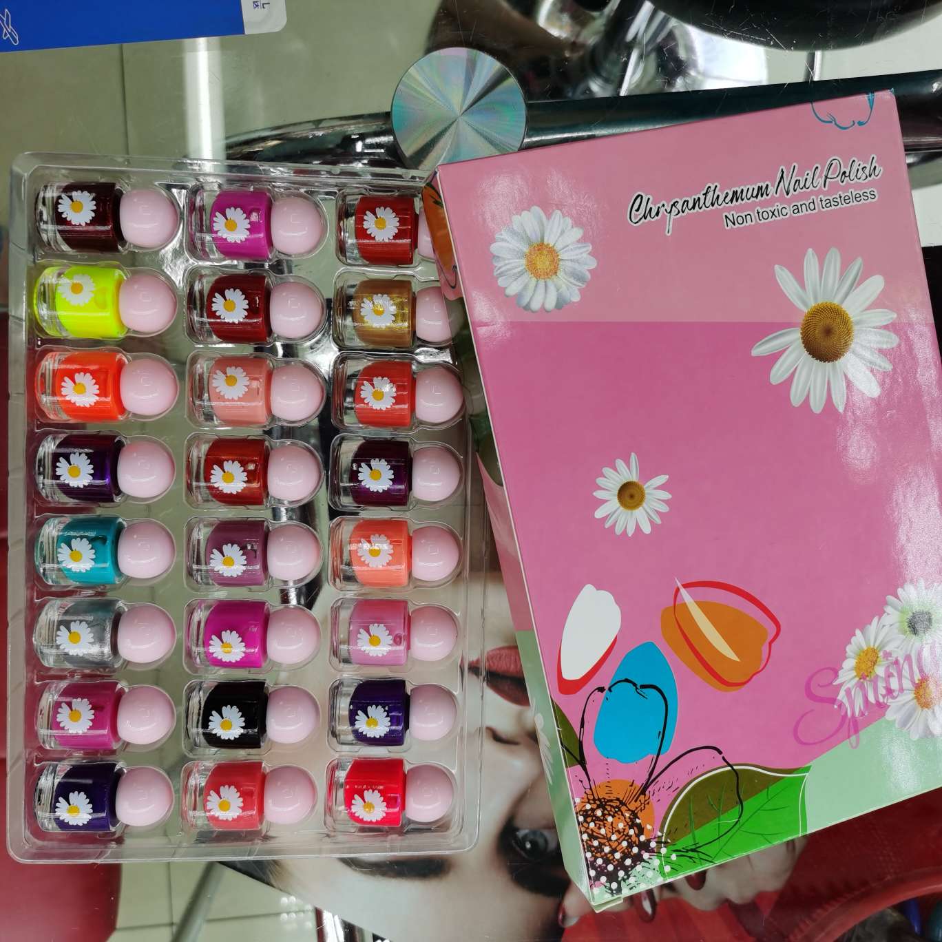 New hot style little Daisy nail polish children nail polish glue thumbnail