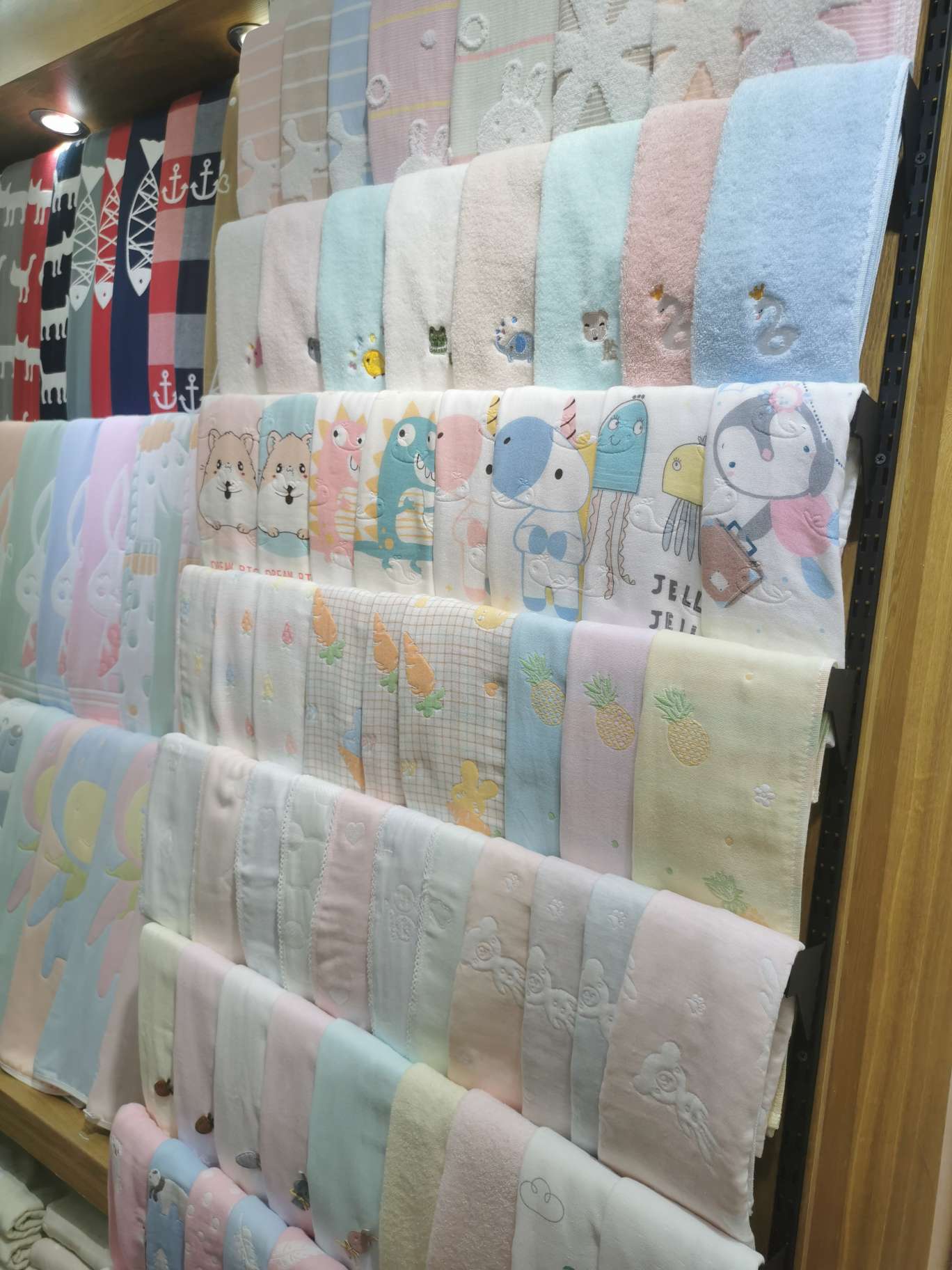 Square towels, bath towels, hand towels, children's quilts