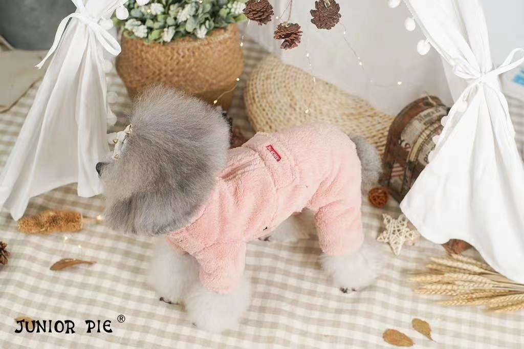 Mohair wool coat is made of high-quality mohair fabric, soft and soft undefined