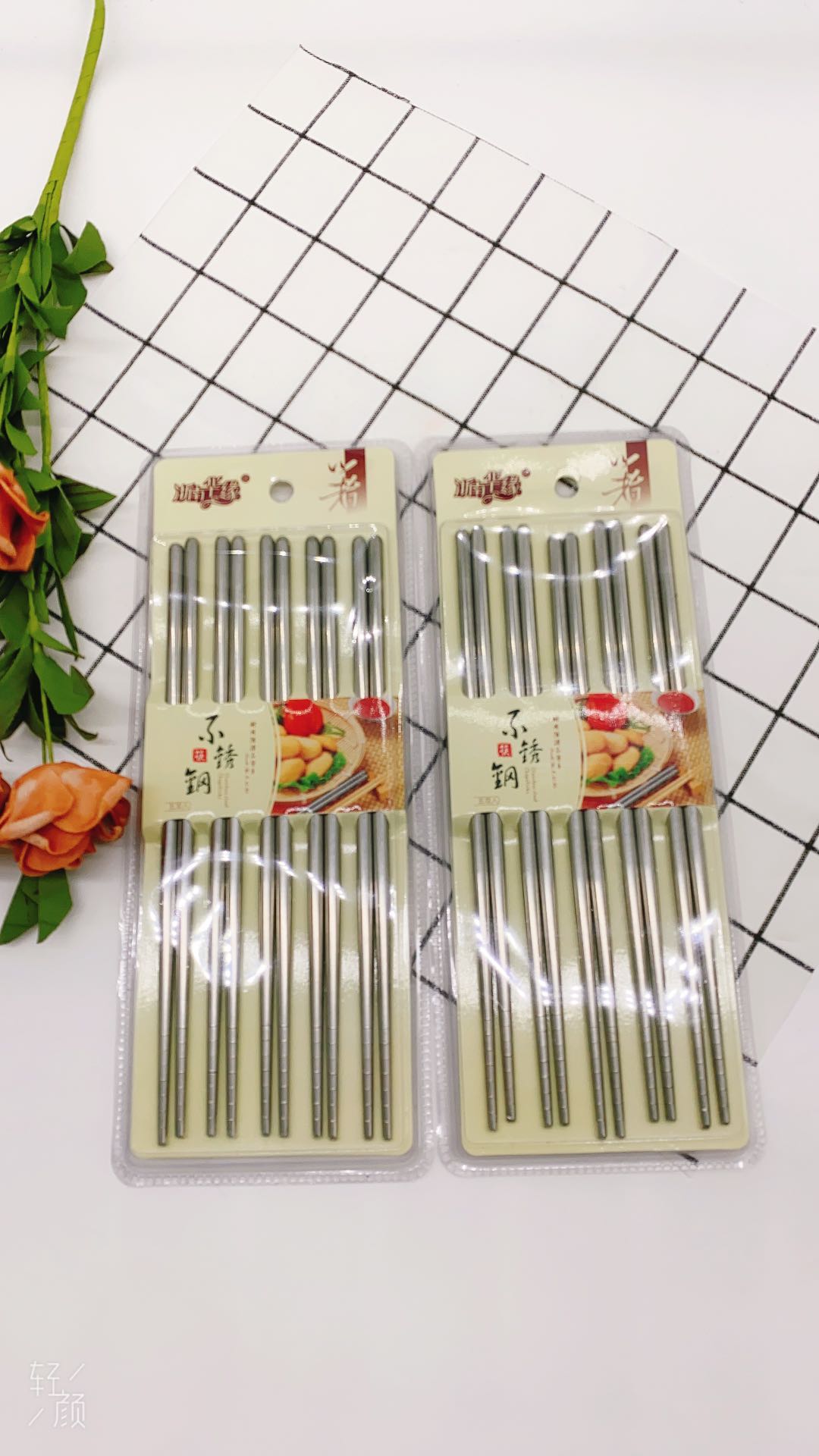 3585不锈钢筷子防滑防烫隔热中式家用筷可高温消毒儿童筷批发图