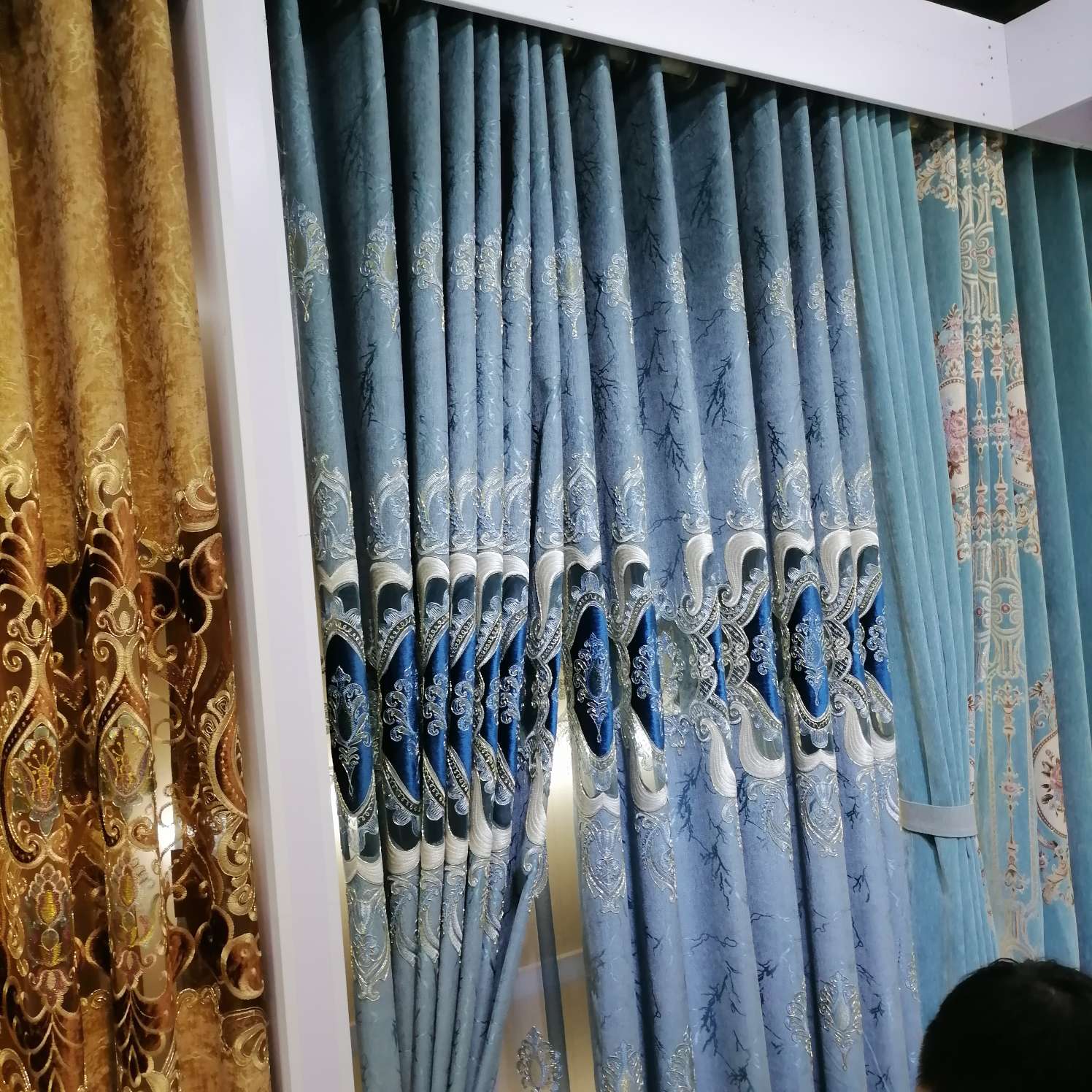 New Factory Direct Retail Wholesale Various Colors Of Embroidery Curtain Fabric Blue