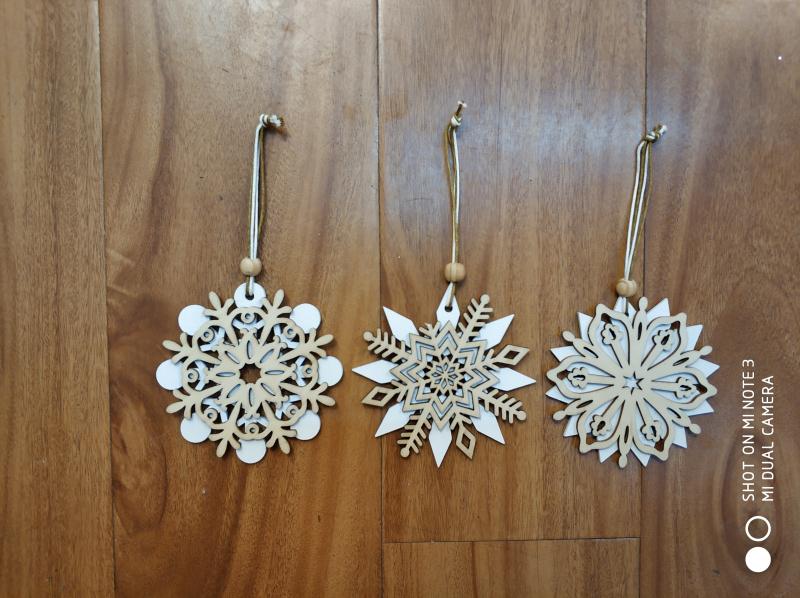 丽华工艺白色雪花挂件