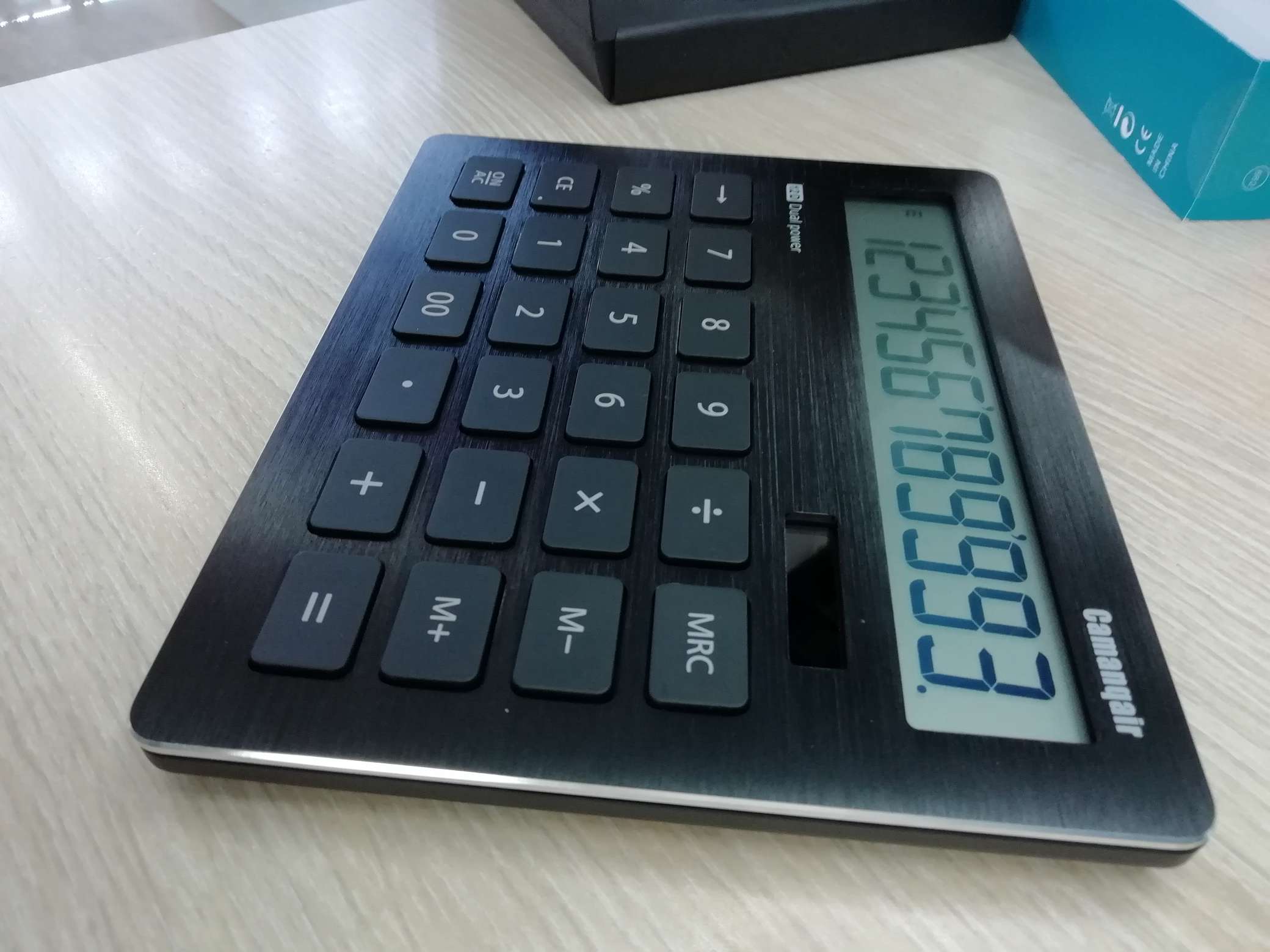 金属材质太阳能超薄计算器 商务办公用财务计算机高端礼品产品图