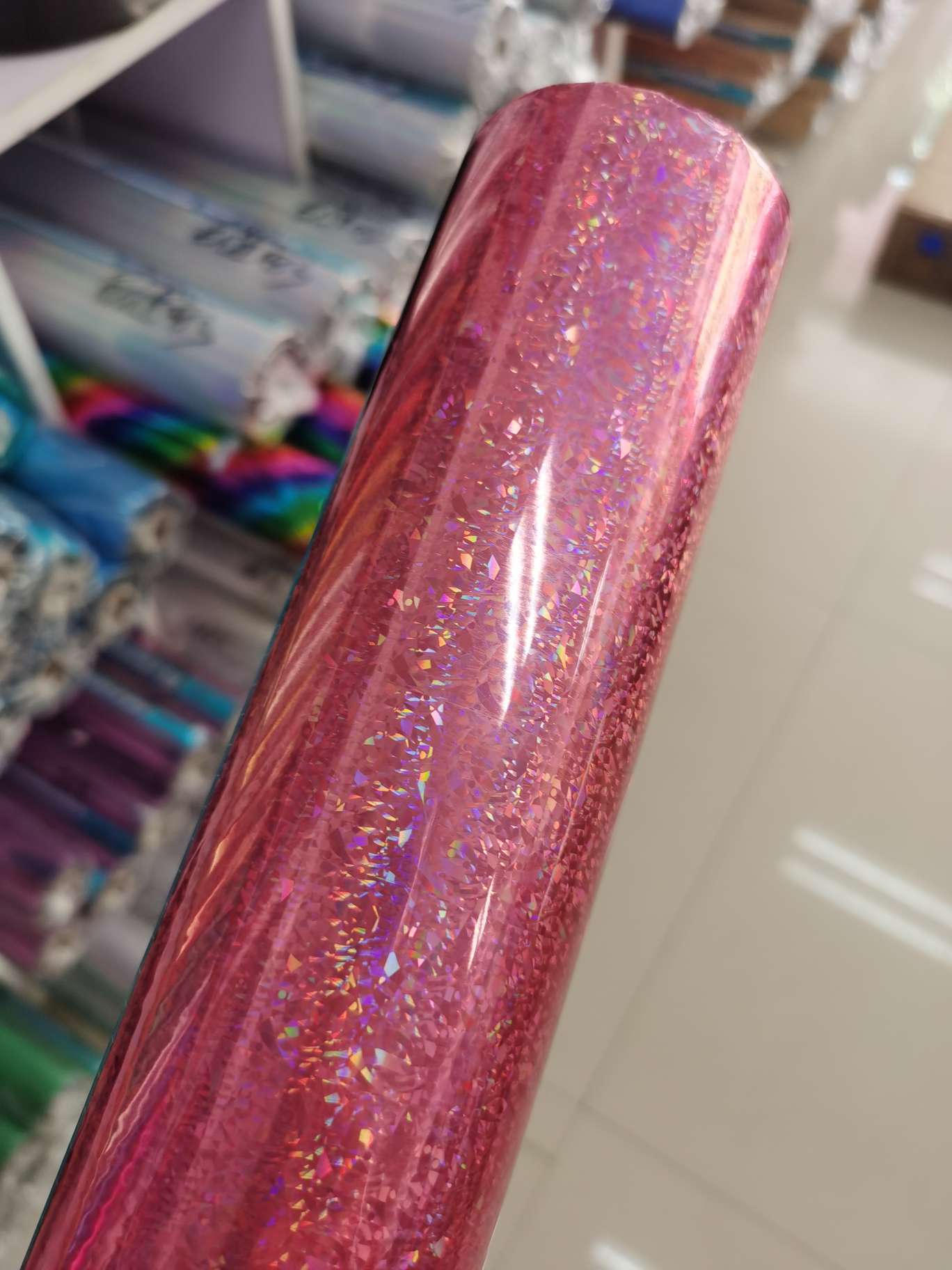 烫金纸 过塑136猫眼粉红 64cm*120米白底实物图