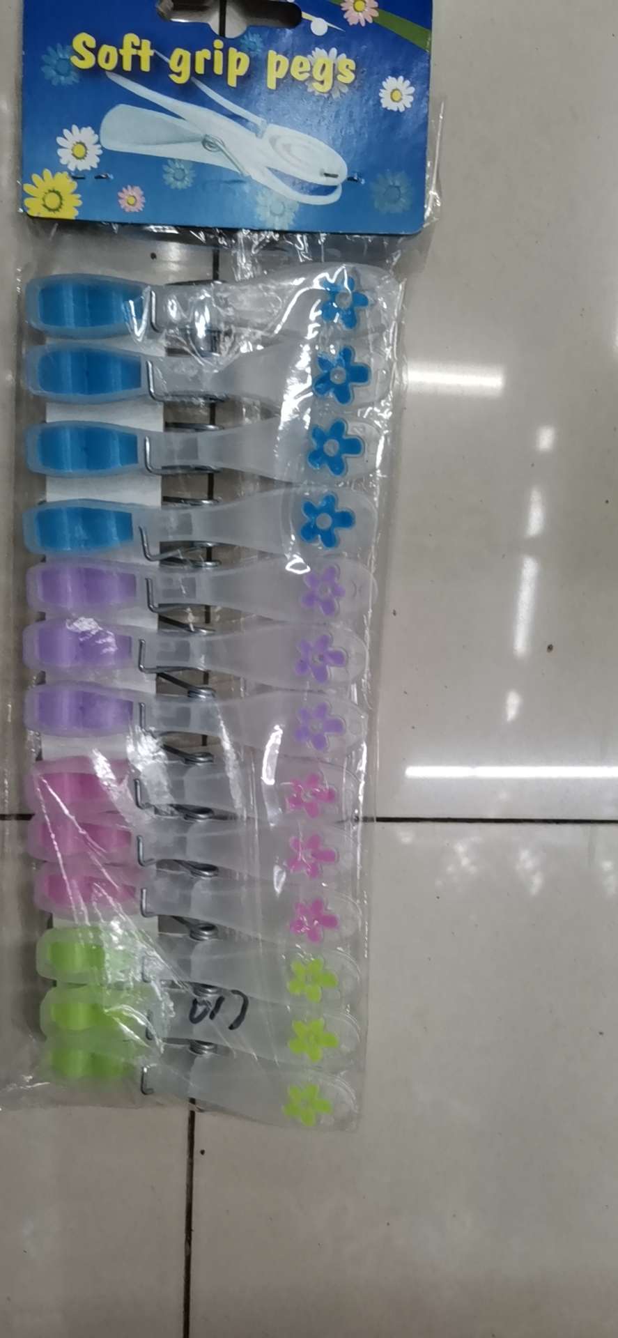 Double color clip thumbnail