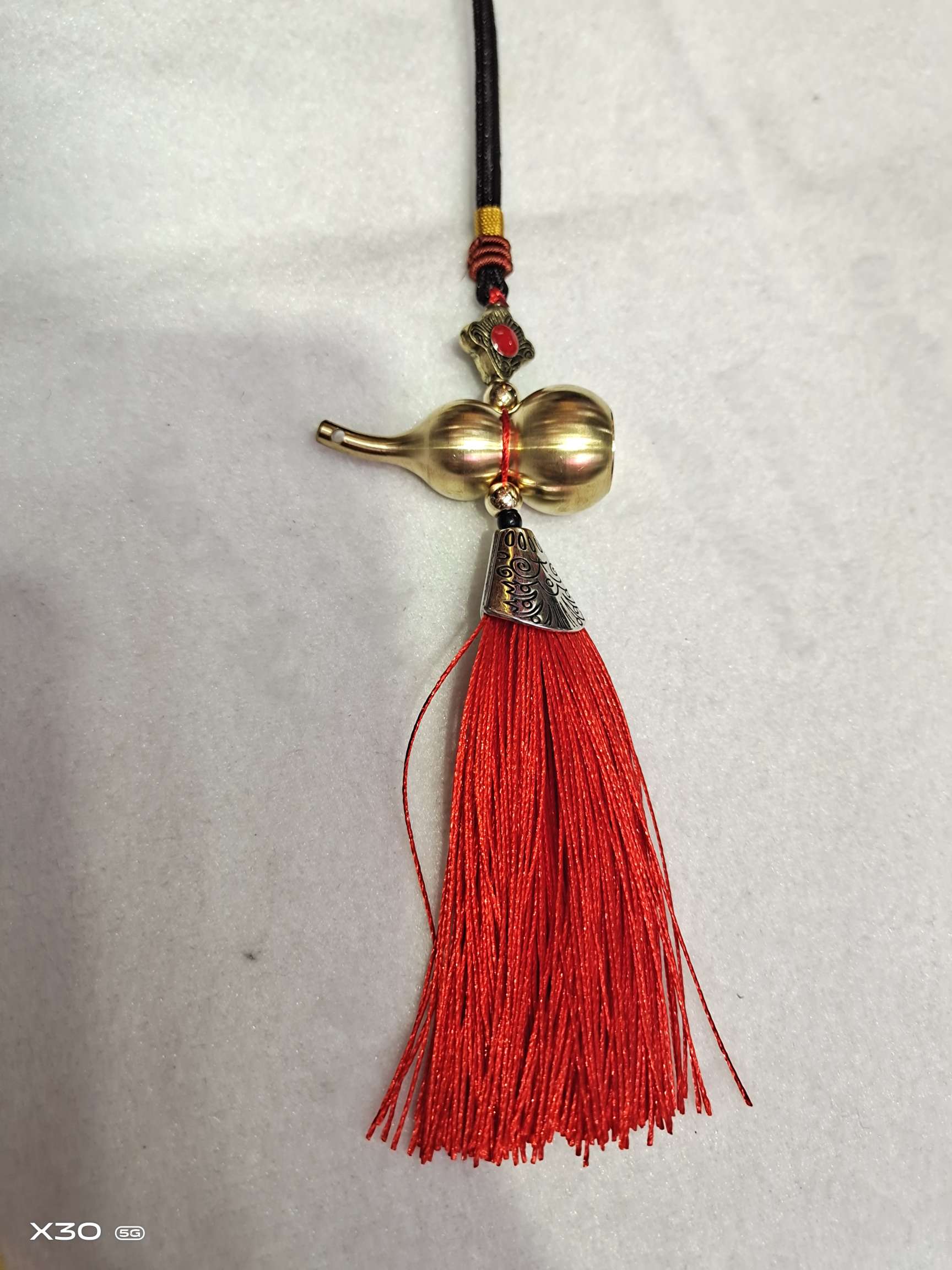 السيارة معلقة details Picture