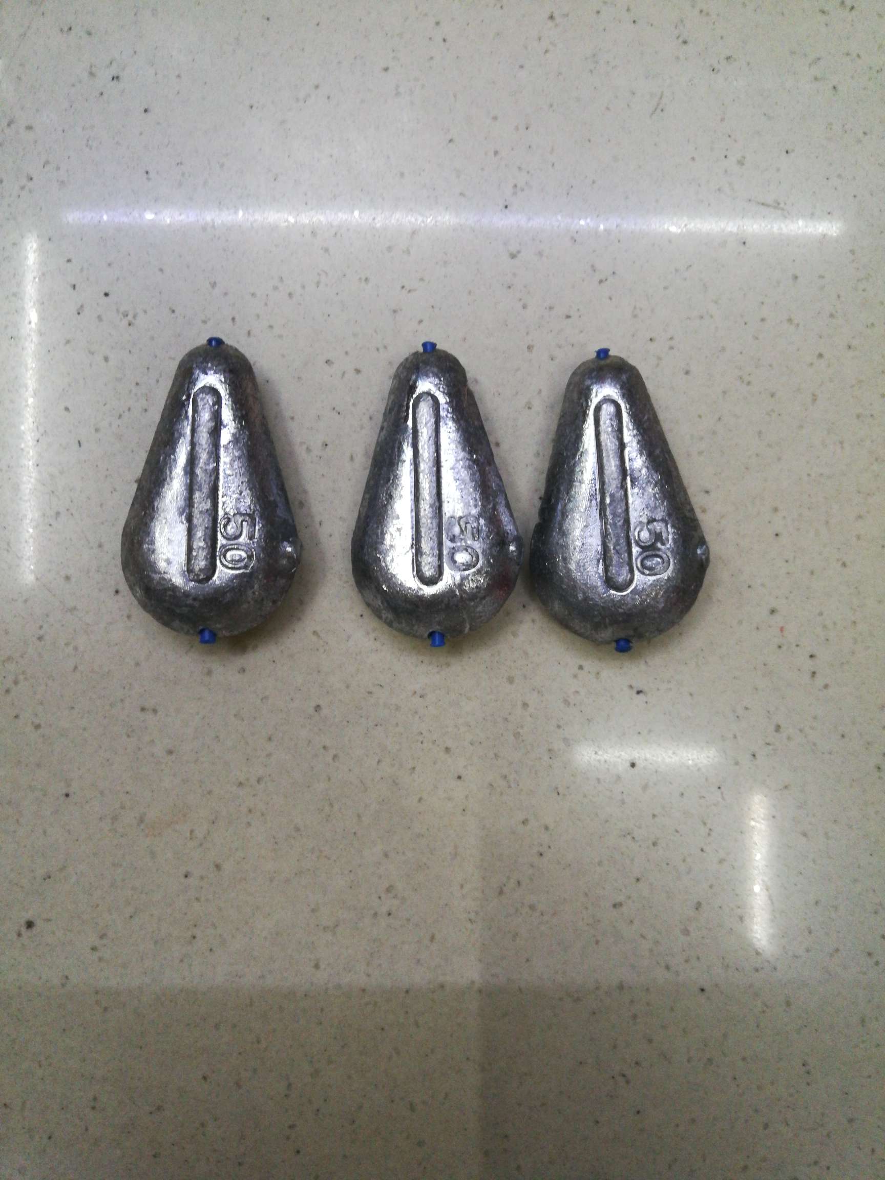Heart-shaped lead