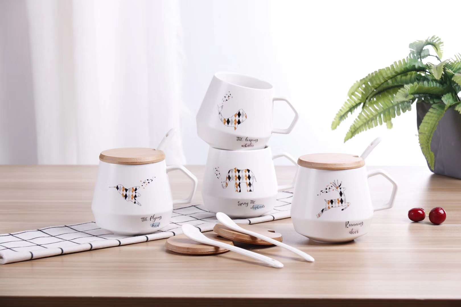 HY946 Creative geometric animal cup matte glazed ceramic cup with wooden cover ceramic spoon thumbnail