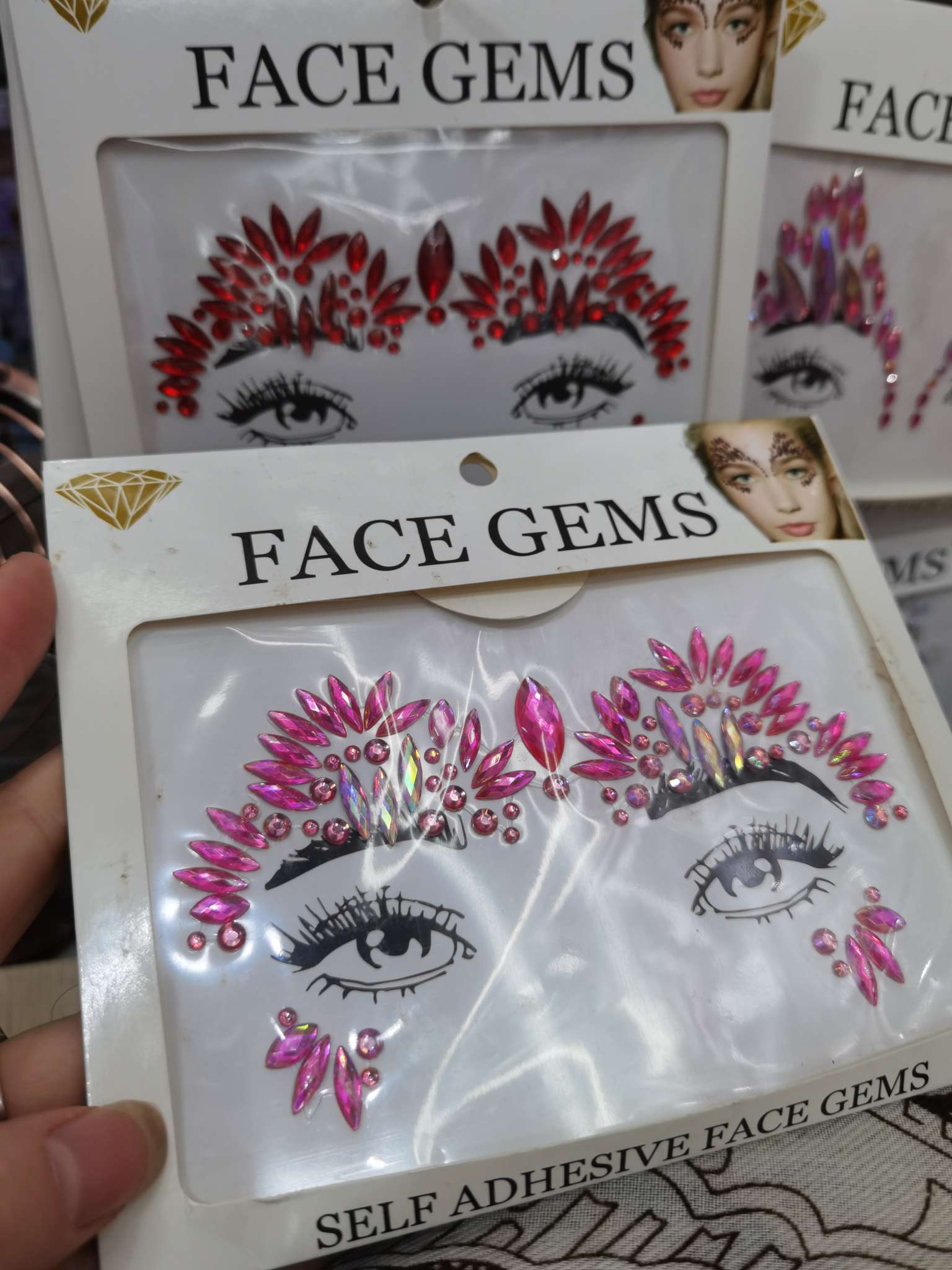 脸贴