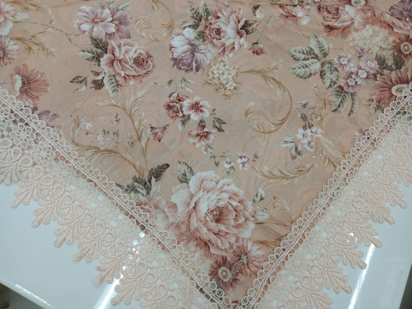欧式水溶花边金丝提花印花桌布细节图