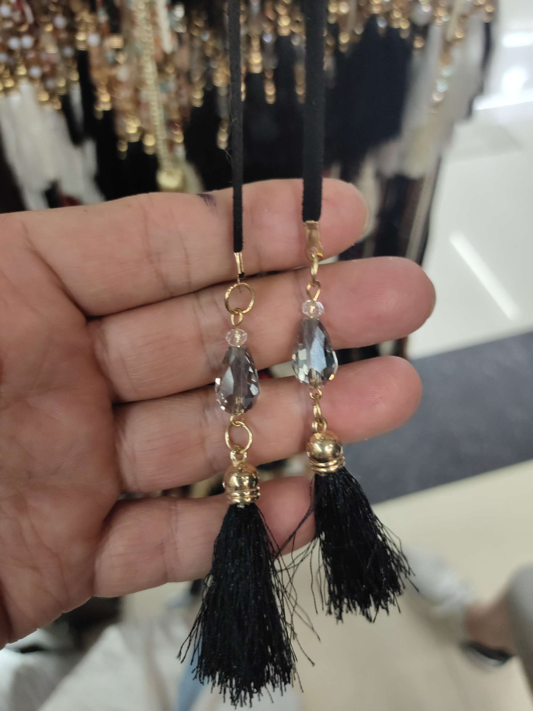 Decorated with thumbnail