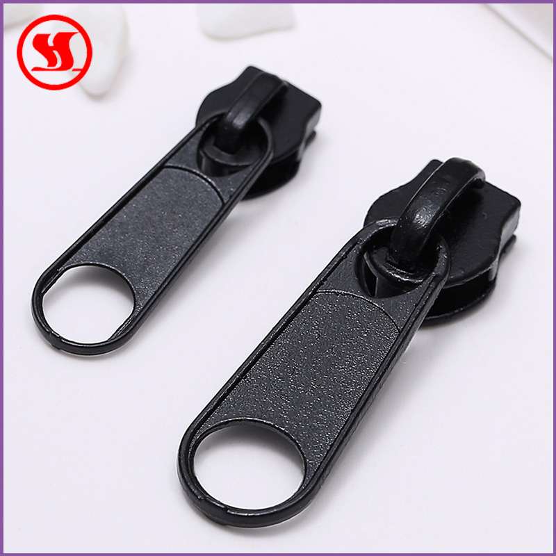 Factory direct selling no. 5 nylon pull head box bag pull head black spot thumbnail