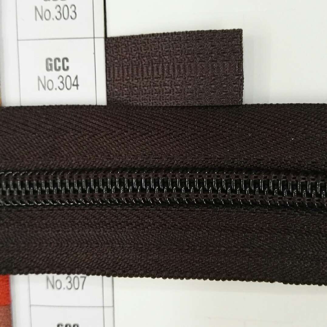 5 nylon zipper national card 304# quality 3 kg 200 yards complete color can be customized
