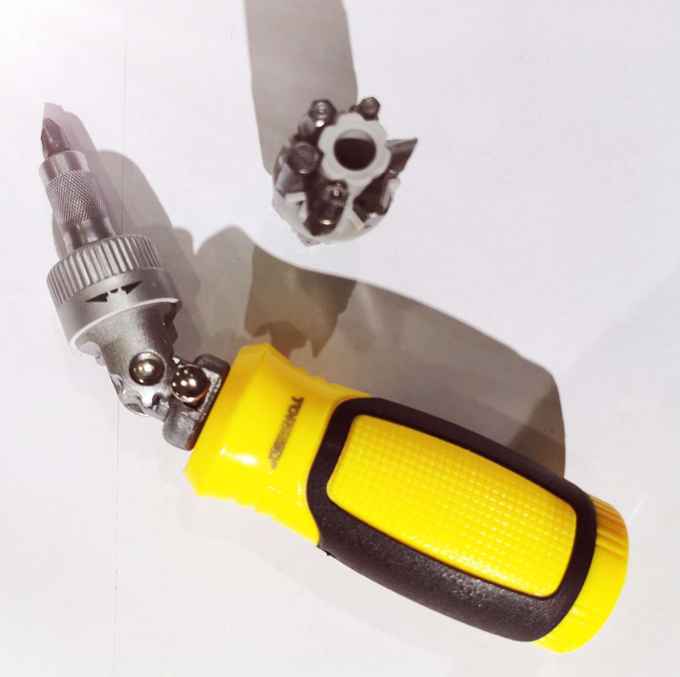 Multi-functional set screwdriver pic 3