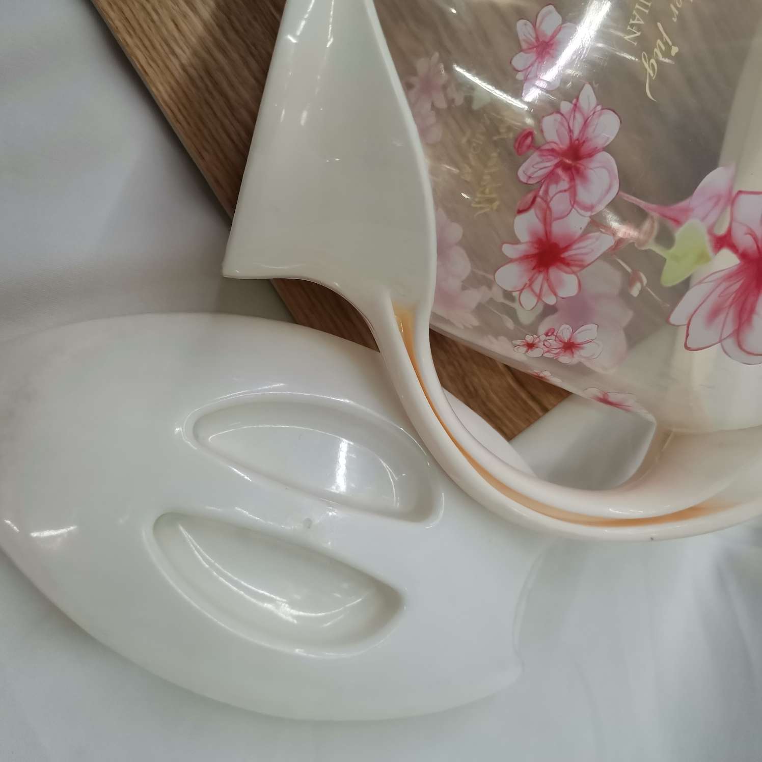 Put the cool white water cup square water 090 small cup Item Picture