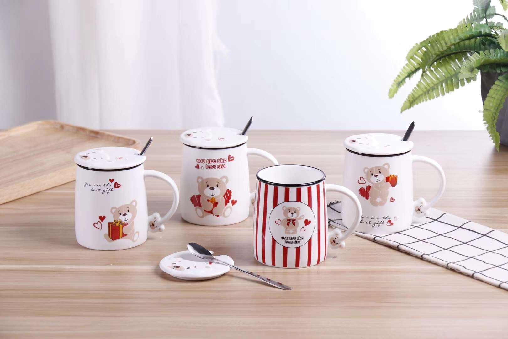 HY934 400ml Cute Bear Cartoon doll, Bear Ceramic Cup Matte Glazed Ceramic cup, Stainless steel spoon, Bear Ceramic Lid 8 Application Scenario
