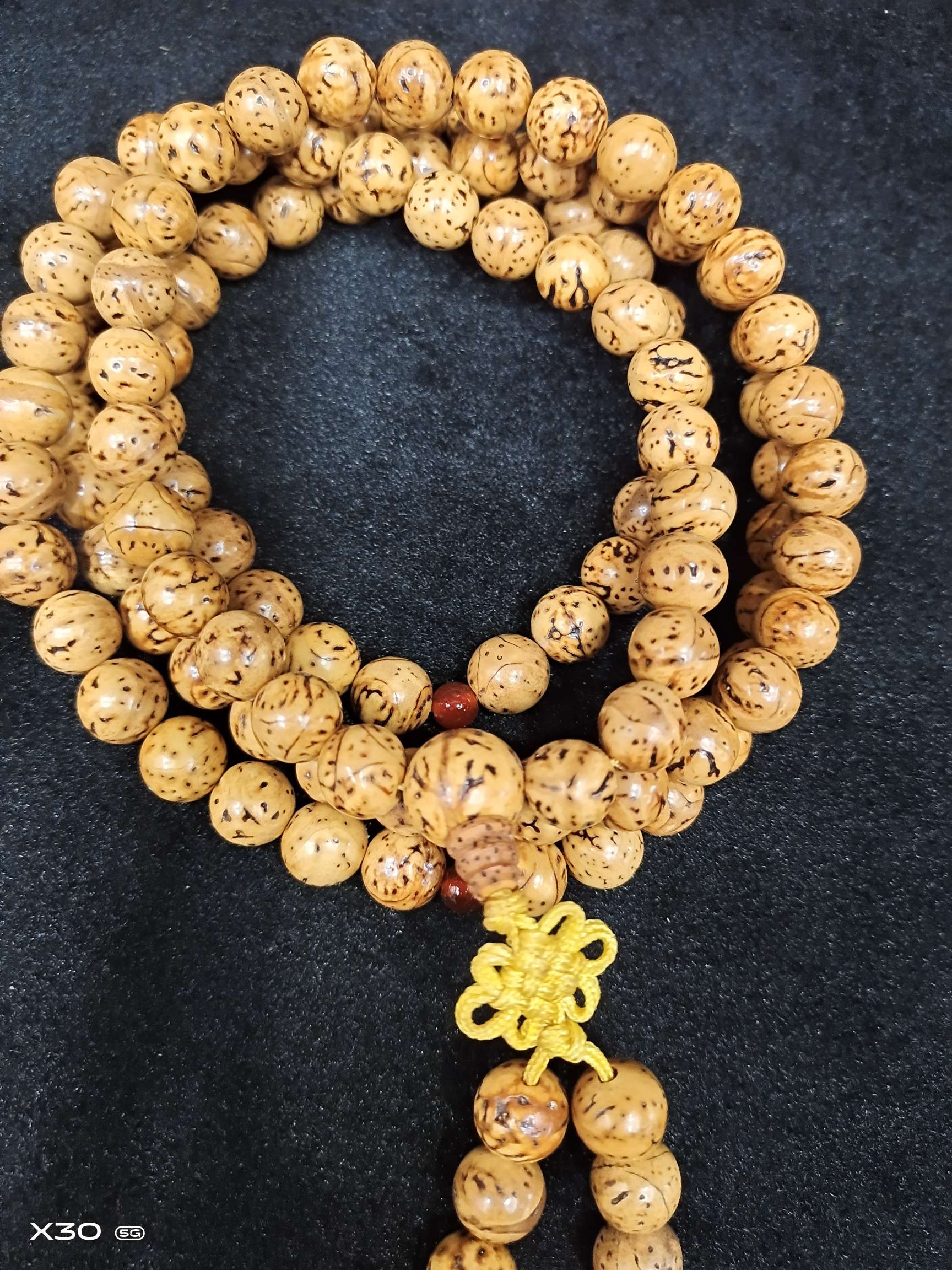 其他材质工艺品实物图