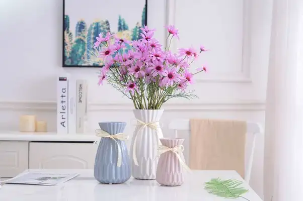 Simple modern white pink origami ceramic vase flower implement household soft decoration furnishing a three-piece 100 fold bottle thumbnail