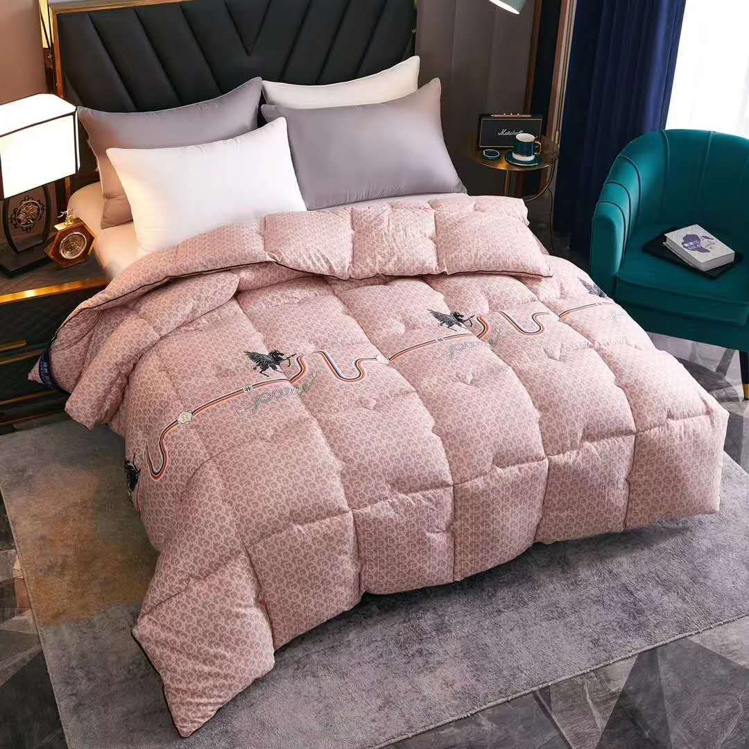 2021 New style factory direct sales wholesale of cotton-filled spring and autumn quilts 1.5*2 factory direct sales powder