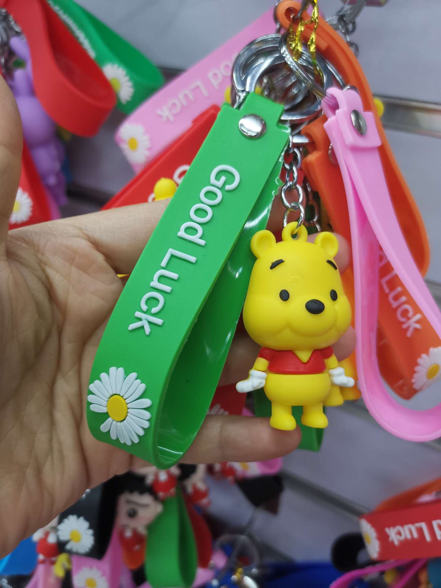 PVC resin keychain soft rubber three-dimensional figurine, cute 454 key pendant, student schoolbag pendant wholesale Specification image