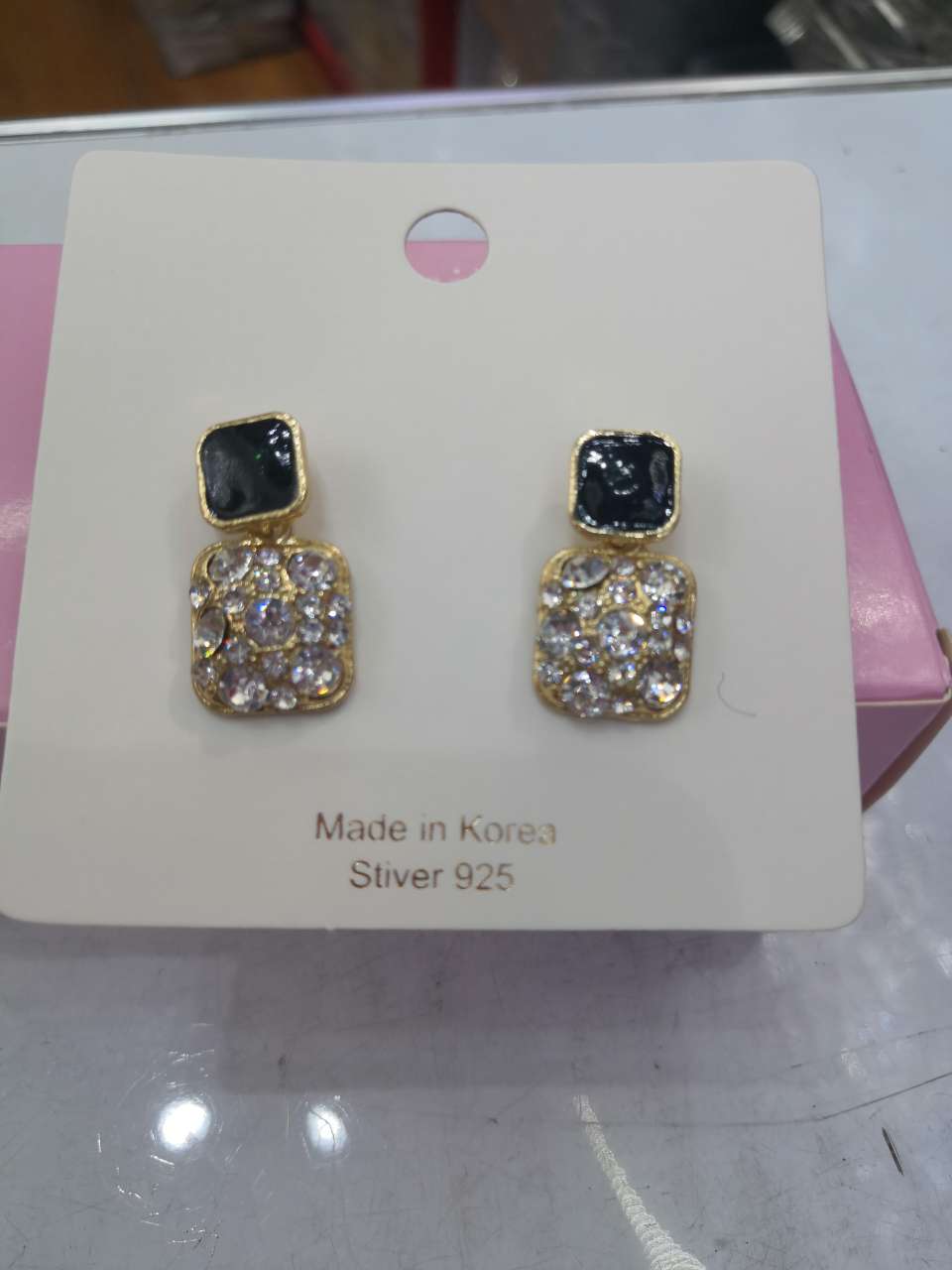 Earring 2 details Picture