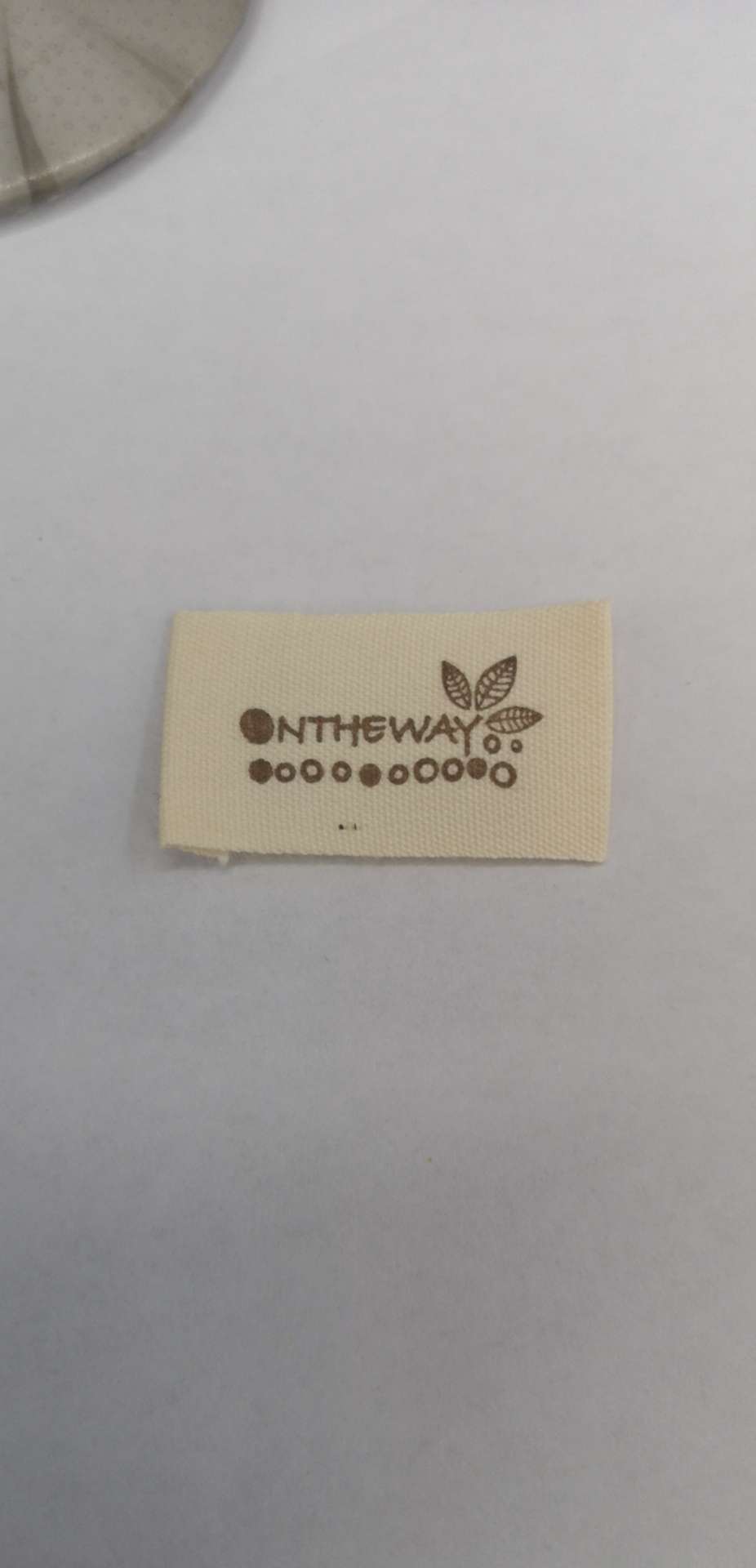 服装领标现货衣服商标标签定做织唛布标纯棉印唛logo韩国领标定制水洗标定制水洗唛制作免费设计女装洗标制作