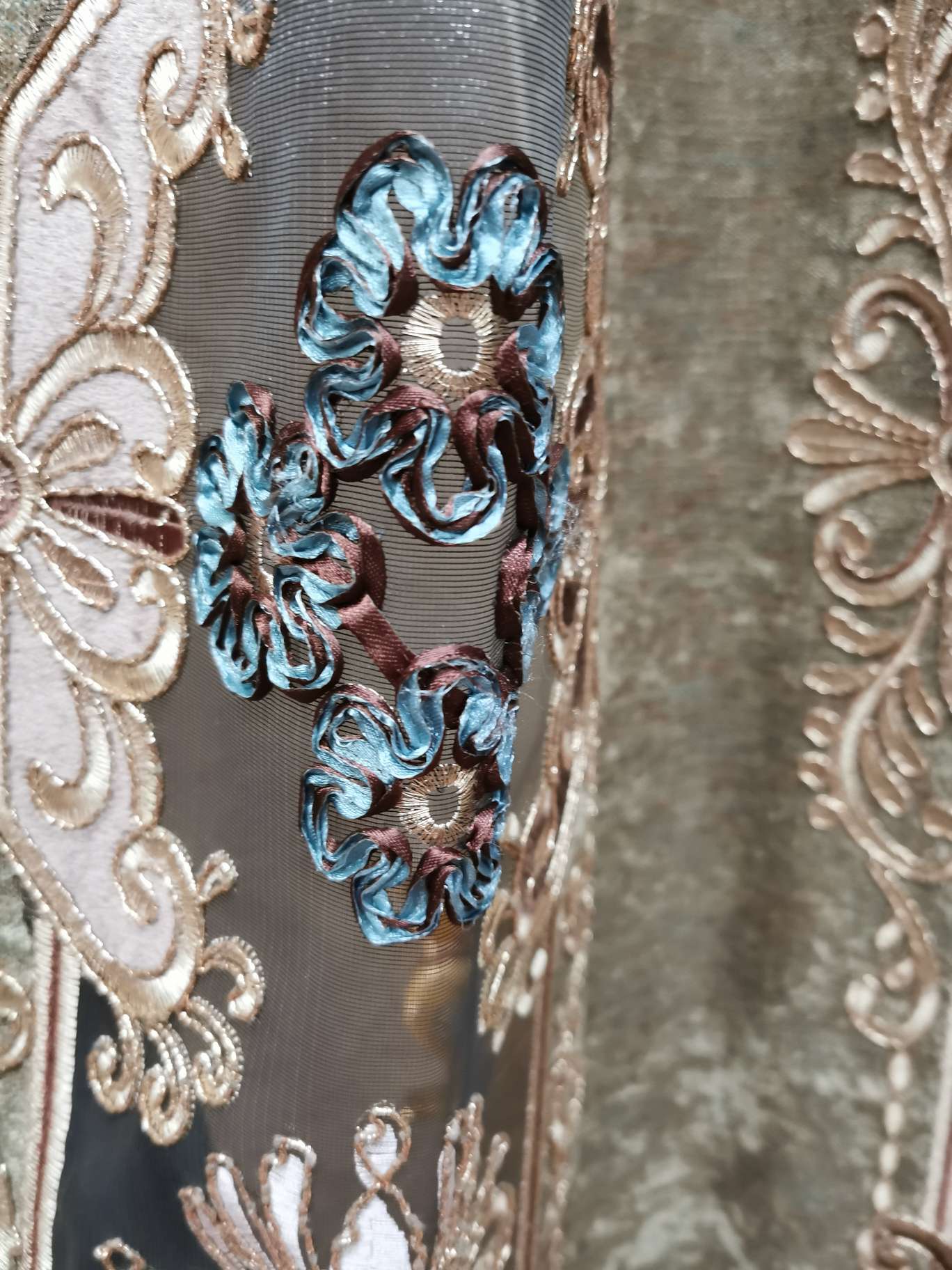 High-end three-dimensional embroidered curtain fabric Specification image