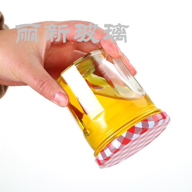 Sealed glass honey pickles and jam bottle Application Scenario