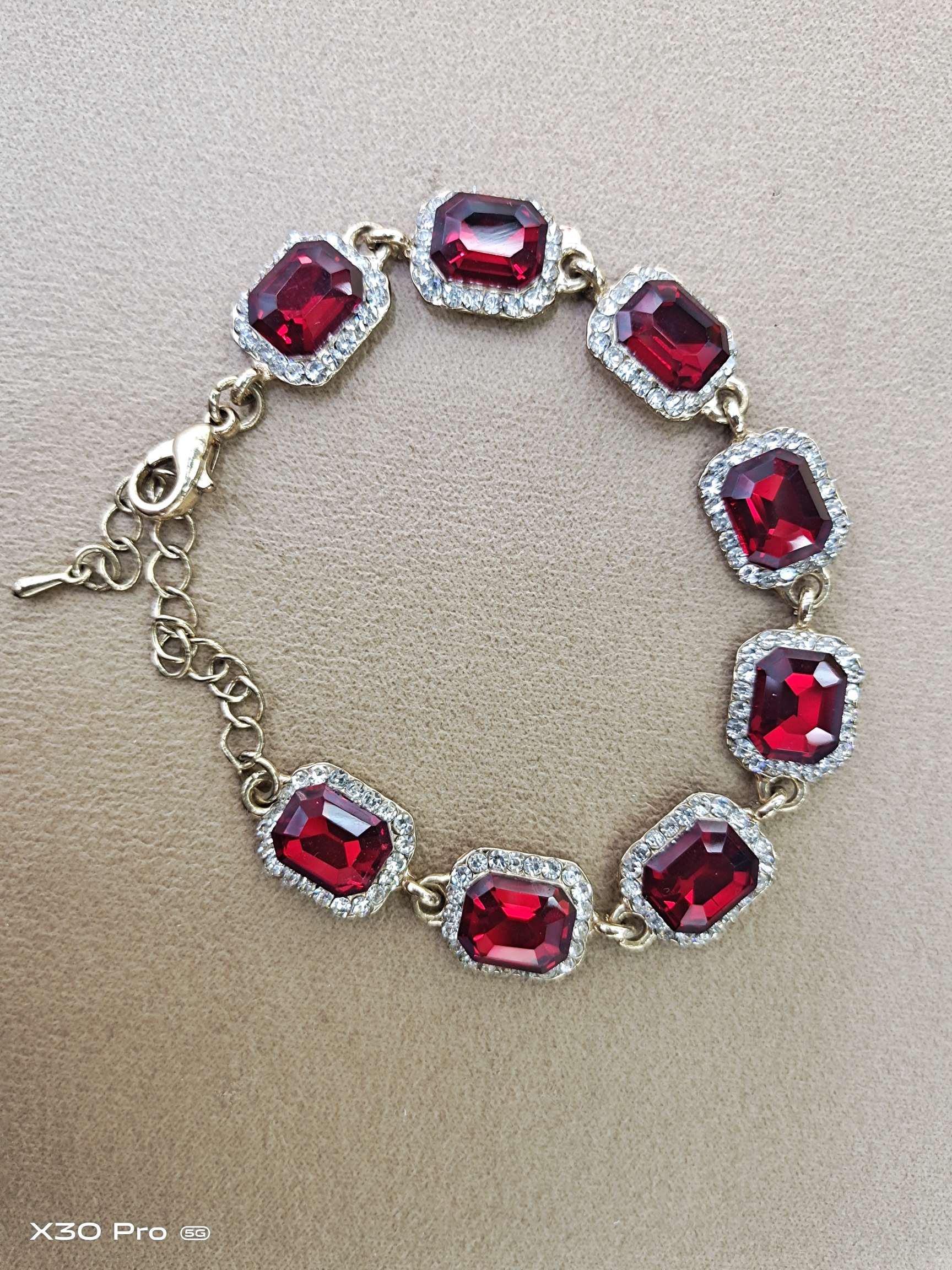 Square glass set small diamond fashion bracelet thumbnail