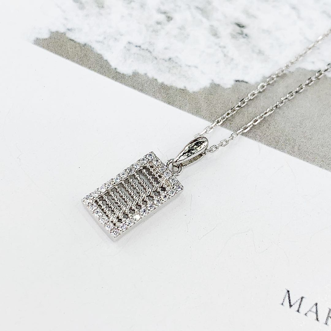 The s925 silver micro-studded abacus necklace does not fade and does not cause allergies Application Scenario