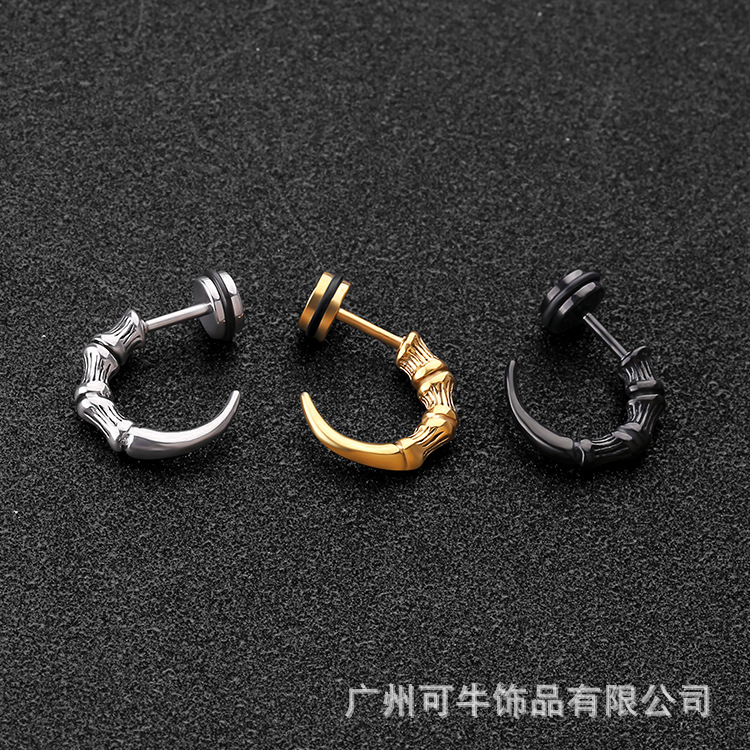 Changsheng Jewelry offers personalized real-time eagle-claw titanium steel ear studs and trendy men's earrings wholesale