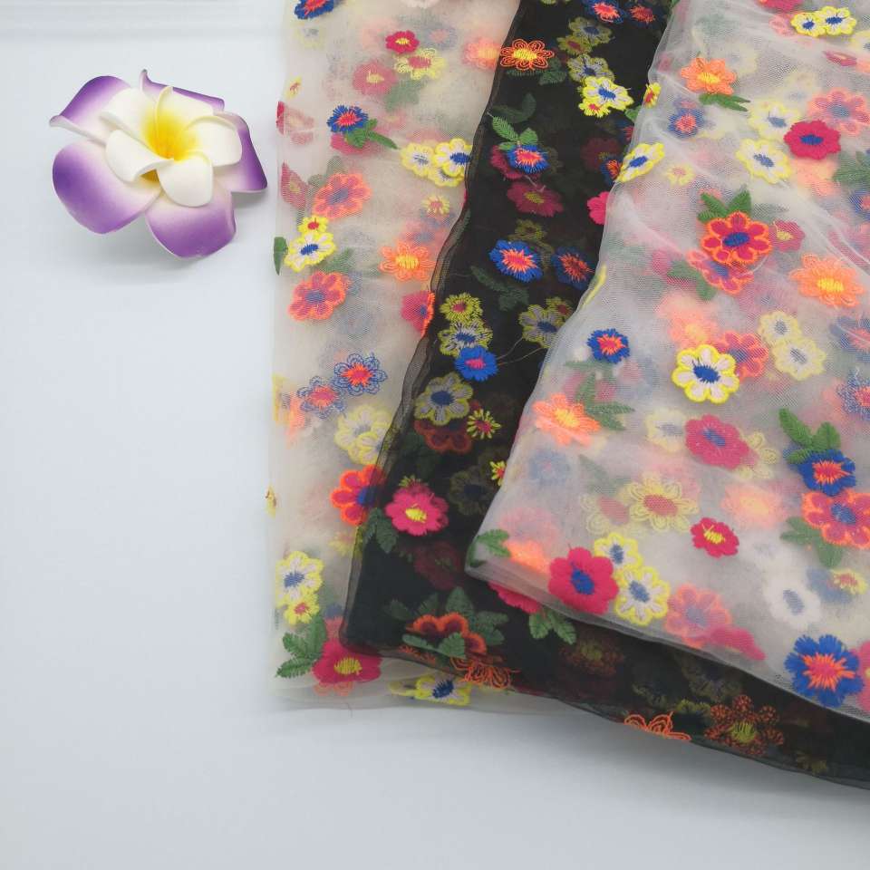 Net Embroidery Multi-Colored Plum Blossoms
