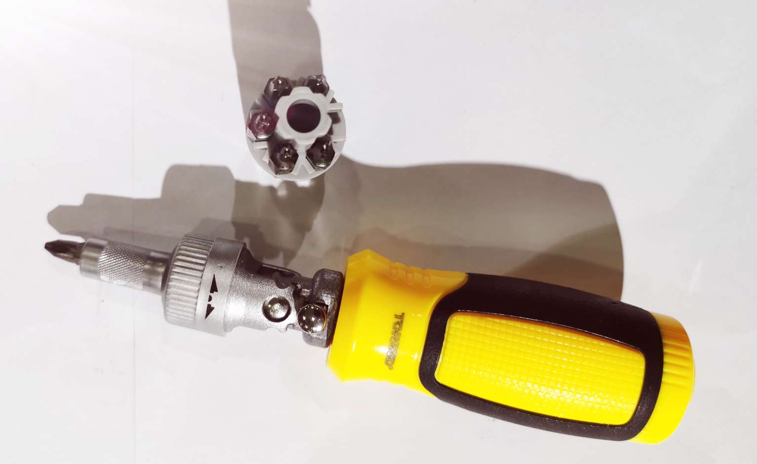 Multi-functional set screwdriver pic 4