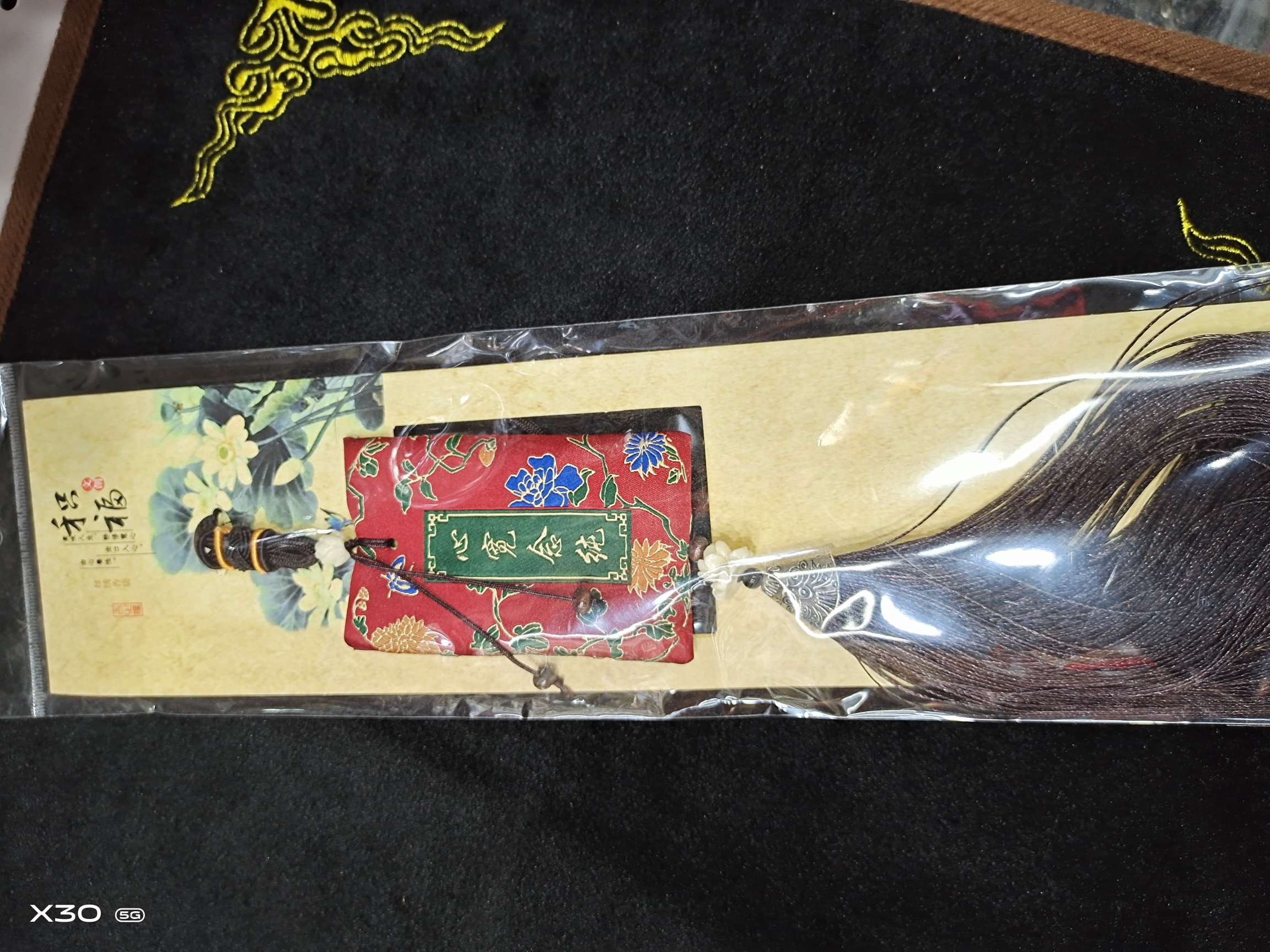 鸿运当头香包产品图