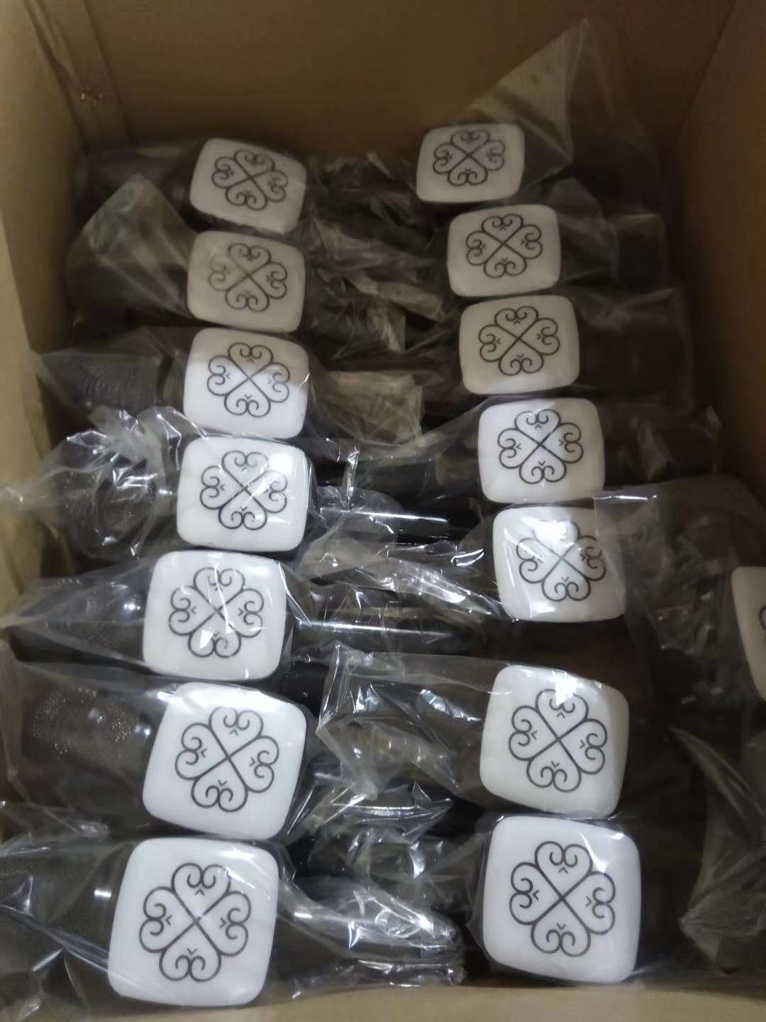 Q5 microphone. Karaoke wonder, Bluetooth audio microphone undefined