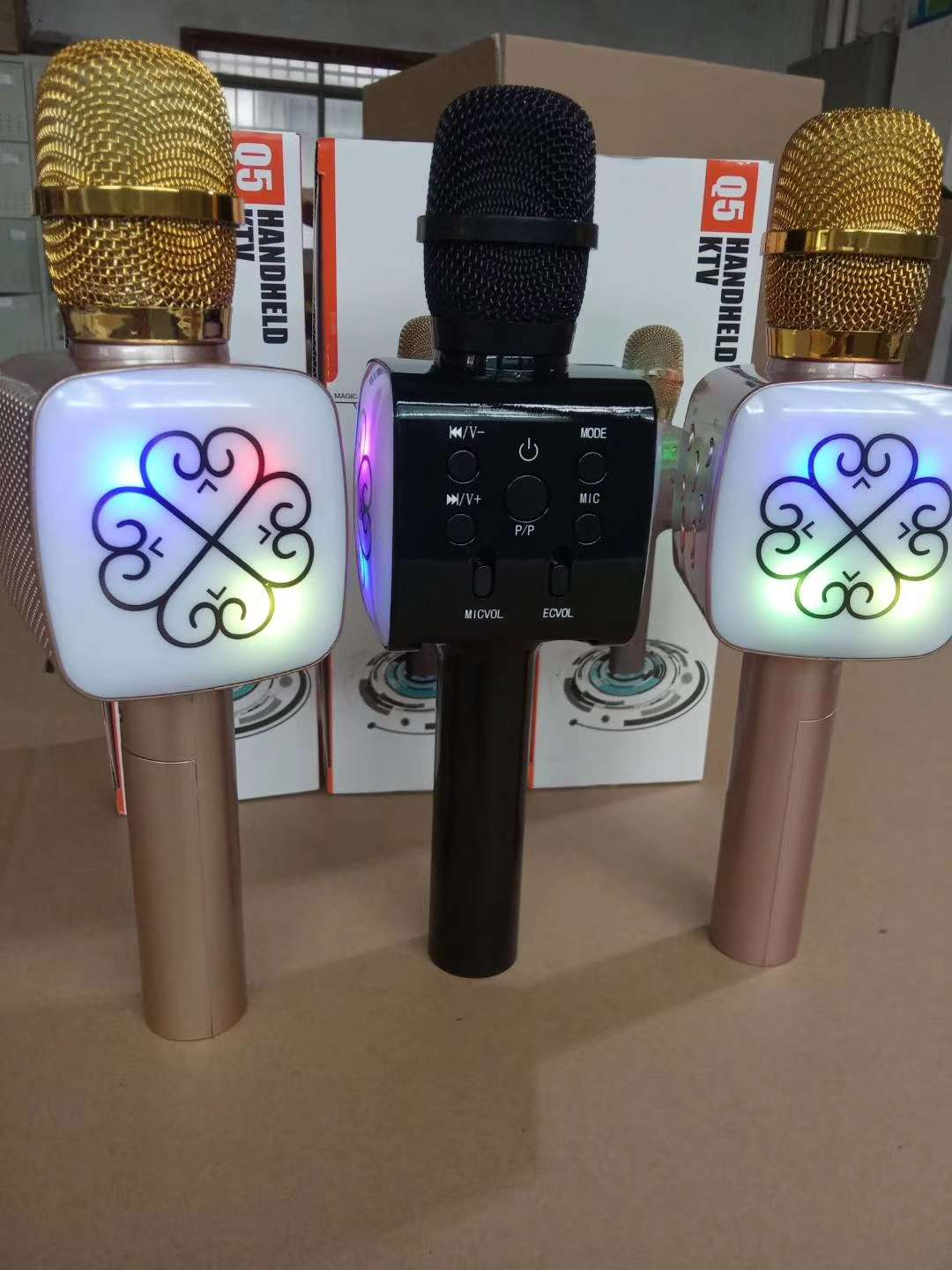 Q5 microphone. Karaoke wonder, Bluetooth audio microphone
