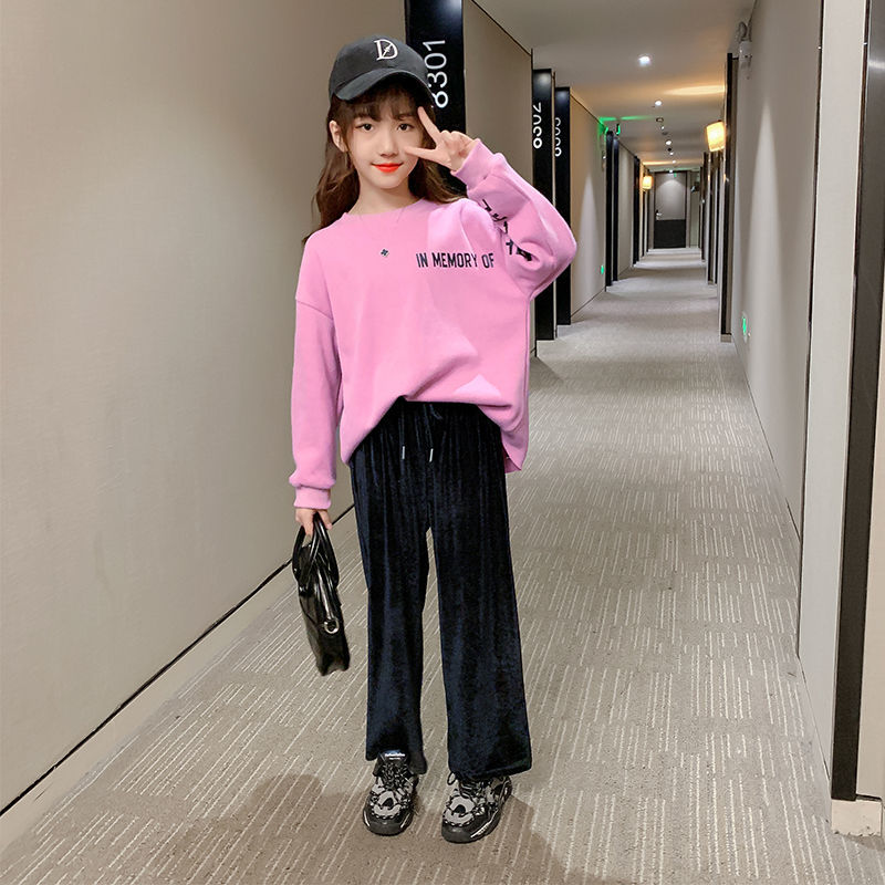 The 2020 new Spring and Autumn Doudou Pants set for girls, a Korean-style casual loose two-piece children's outfit
