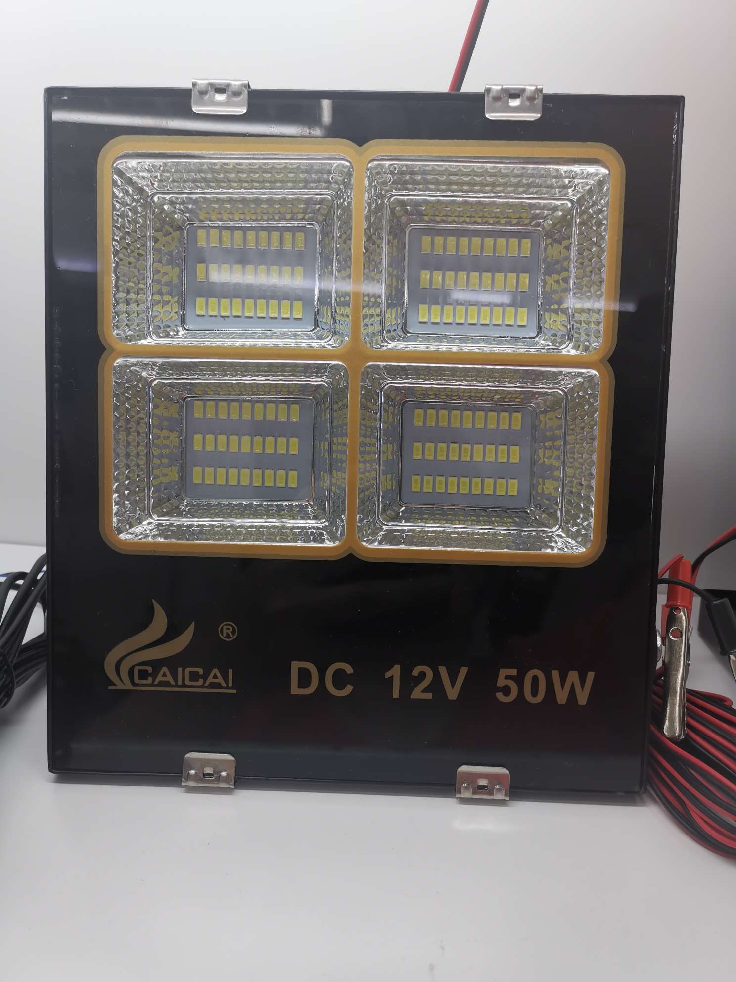 口C12V四杯投光灯50W