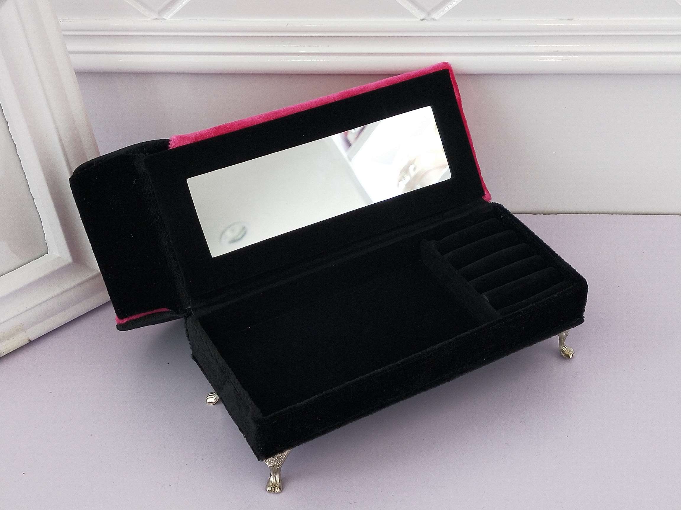 Jinqi Sofa Jewelry Box, Creative Velvet Classic Fashion Ring Earrings Necklace Storage Jewelry Box A47-307H details Picture